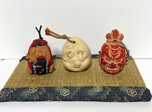 Lucky Japanese Clay Bells Set of 3 – Festival Character /, Antiek en Kunst, Antiek | Speelgoed