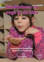 Mindfulness en yoga in de klas 9789088401503 Femmy Brug, Boeken, Verzenden, Zo goed als nieuw, Femmy Brug