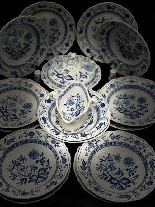 Eetservies - Hutschenreuther Zwiebelmuster – Elegantes, Antiek en Kunst, Antiek | Meubels | Tafels