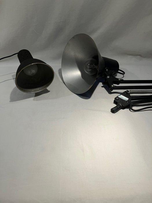 Targetti Sankey - Lampe de table (2) - Métal, Laiton, Antiquités & Art, Antiquités | Assiettes décoratives & Carrelages