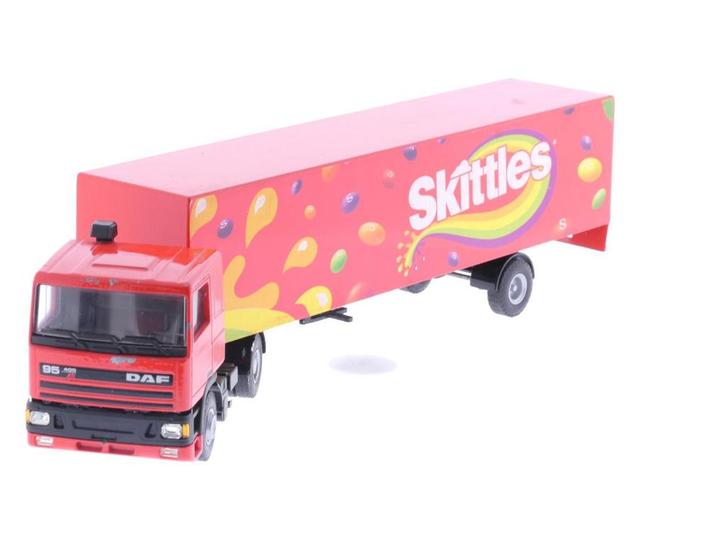 Schaal 1:50 Lion Car No86 Daf 95 vrachtauto Skittles #4118, Hobby & Loisirs créatifs, Voitures miniatures | 1:50, Enlèvement ou Envoi