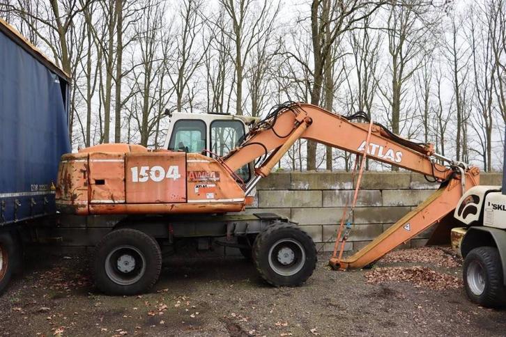 Veiling: Wielgraafmachine Atlas 1504 Diesel 1999, Articles professionnels, Machines & Construction | Grues & Excavatrices, Enlèvement