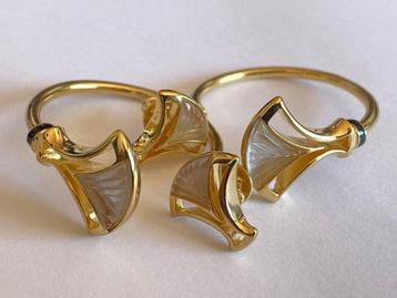 René Lalique - “Larcade” - Verguld, Kristal, Emaille -