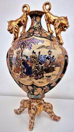 Vaas -  Spectaculaire Chinoiserie Maanvaas - 49,5 cm - No, Antiek en Kunst