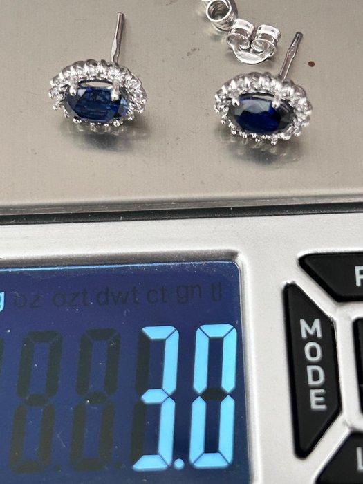 Zonder Minimumprijs - Oorbellen - 18 karaat Witgoud Saffier, Handtassen en Accessoires, Oorbellen