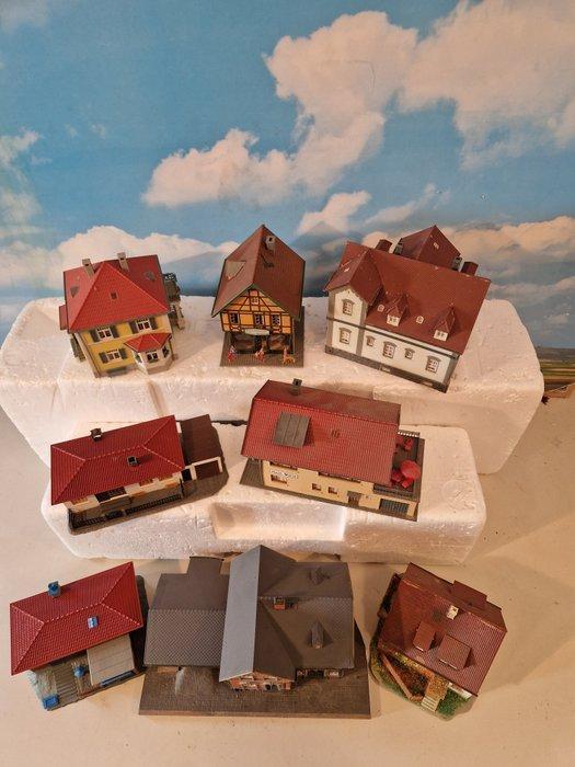 Pola, Faller, Kibri H0 - Modeltreingebouwen (8) - Station, Hobby en Vrije tijd, Modeltreinen | H0