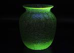 Kralik Art Deco Uranium Glass Vase, 1920 - Vaas -, Antiek en Kunst, Antiek | Glaswerk en Kristal