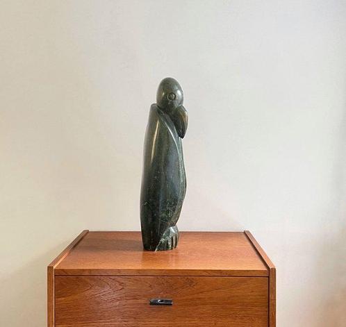 O. Gweshe - Figuur - Pinguin - 13,3 kg - Steengoed,, Antiek en Kunst, Curiosa en Brocante