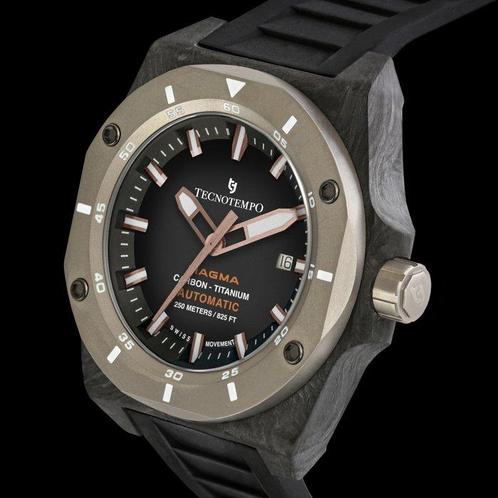 Tecnotempo - MAGMA - Forged Carbon & Titanium 250M -, Handtassen en Accessoires, Horloges | Heren