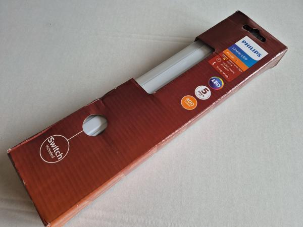 Veiling - Philips Lineair LED Plafondlamp 2700K White 1x4W, Huis en Inrichting, Lampen | Plafondlampen