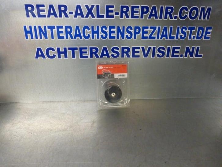 Tankdop Opel Renault nummer 11622 inclusief 2 sleutels., Auto-onderdelen, Carrosserie, Nieuw, Opel, Renault, Verzenden