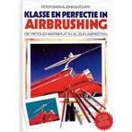 Klasse en perfectie in airbrushing 9789021303550 Nicola Owen, Boeken, Verzenden, Gelezen, Nicola Owen