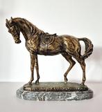 Figuur - Escultura de Caballo - Albast, Composiet, Antiek en Kunst, Curiosa en Brocante