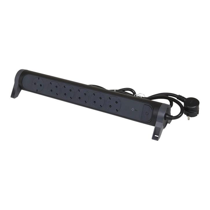 Draaibaar Legrand monteerbaar CTCTDS OSB 6x2P+A 1,5m snoer, Bricolage & Construction, Électricité & Câbles, Envoi