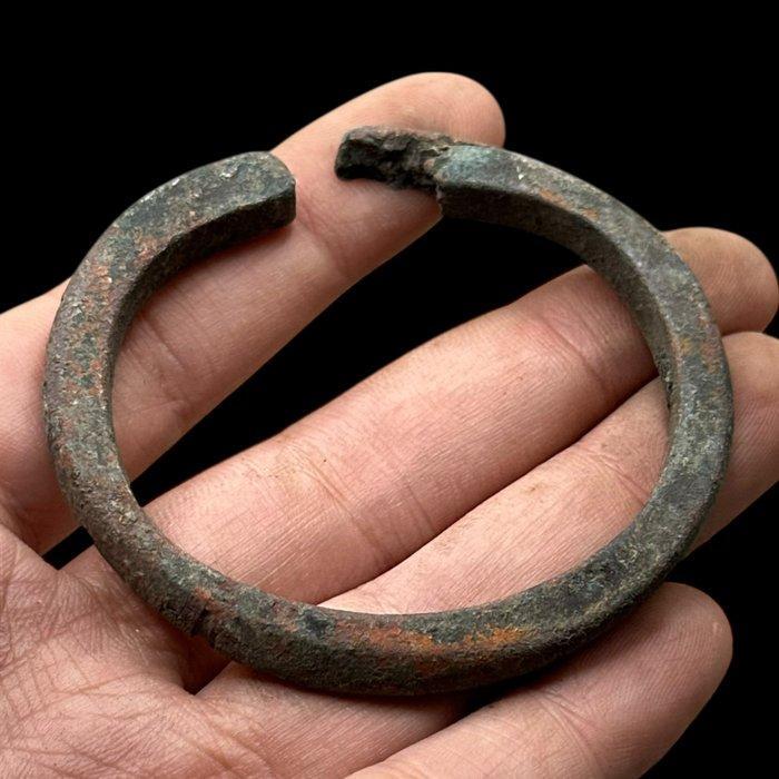 Keltisch Brons Armband (Zonder Minimumprijs), Handtassen en Accessoires, Antieke sieraden