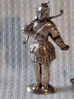 Militaire miniatuur beeldjes - zilveren miniatuur van een