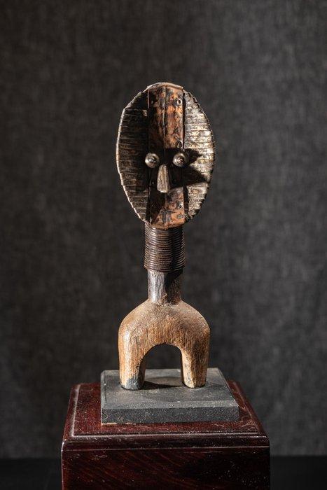 Kota – Reliek / Beschermingsbeeldje – koper, messing, hout –, Antiek en Kunst, Kunst | Niet-Westerse kunst