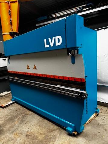 PLOOIBANK / KANTBANK LVD 3000 X 50 TON (50) beschikbaar voor biedingen