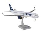 Schaal 1:200 Hogan Wings 4364 Airbus A320-200 Airblue Reg..., Ophalen of Verzenden, Nieuw