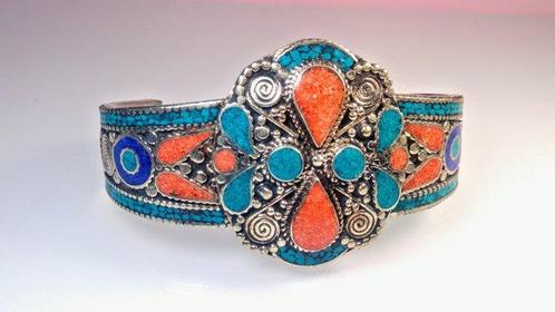 Massieve armband - Halsketting, Verzamelen, Dierenverzamelingen