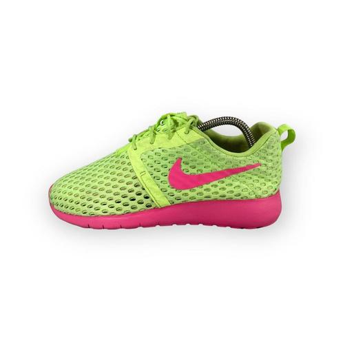 Nike Roshe One flight Weight - Maat 36.5, Kleding | Dames, Schoenen, Sneakers, Verzenden