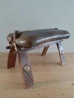 Kruk - Hout, Leder - Kamelenzadel