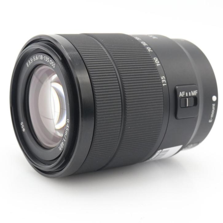 Sony E 18-135mm f/3.5-5.6 OSS | Tweedehands, Audio, Tv en Foto, Foto | Lenzen en Objectieven, Zo goed als nieuw, Verzenden