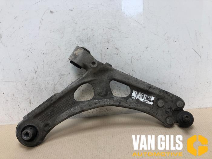 Draagarm rechts-voor Opel Combo O220130, Auto-onderdelen, Ophanging en Onderstel