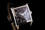 Girard-Perregaux - Vintage 1945 Triple Calendar - 25810 -, Nieuw