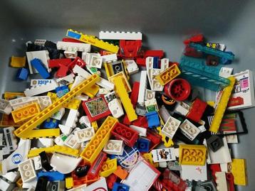 Lego - geen serie - Partij bedrukte onderdelen +/- 1000 beschikbaar voor biedingen