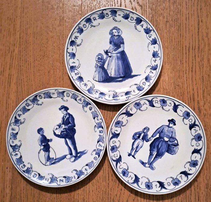 De Porceleyne Fles, Delft - Bord - Aardewerk - Vaderdag,, Antiek en Kunst, Antiek | Glaswerk en Kristal