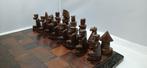 Mid20th Century - Malawian handcarved wooden chess set - Jeu