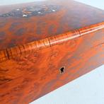 Sieradendoos - sieradendoosje - Loupe de Thuya, messing