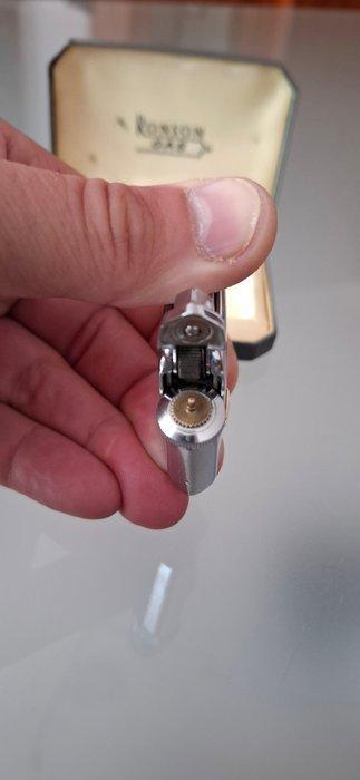 Ronson - Premier - Sans Prix de Réserve - Briquet - Acier, Verzamelen, Rookartikelen, Aanstekers en Luciferdoosjes