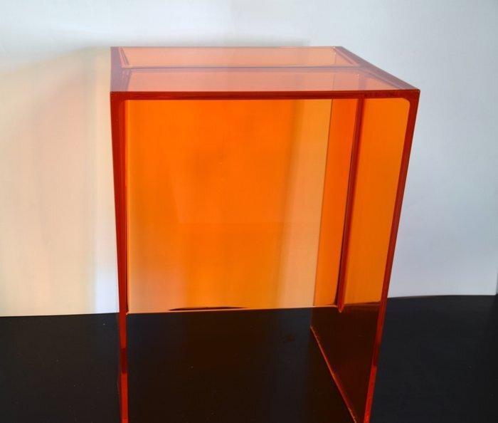 Kartell - Ludovica Serafini + Roberto Palomba - Tabouret -, Antiquités & Art, Antiquités | Meubles | Chaises & Canapés