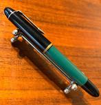 Pelikan - Pelikan 120 Fountain Pen Black and Green Lacquer, Verzamelen, Nieuw