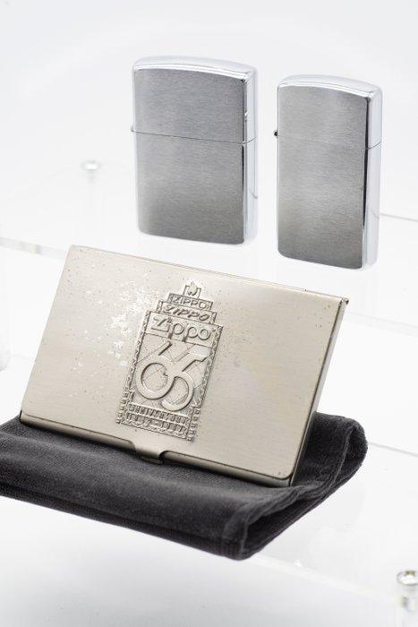 Zippo - Zippo Lot – Slim 2003 + Regular 1994 + 65th, Verzamelen, Rookartikelen, Aanstekers en Luciferdoosjes