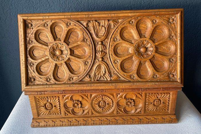 Kist - Hout, Antiek en Kunst, Antiek | Overige Antiek