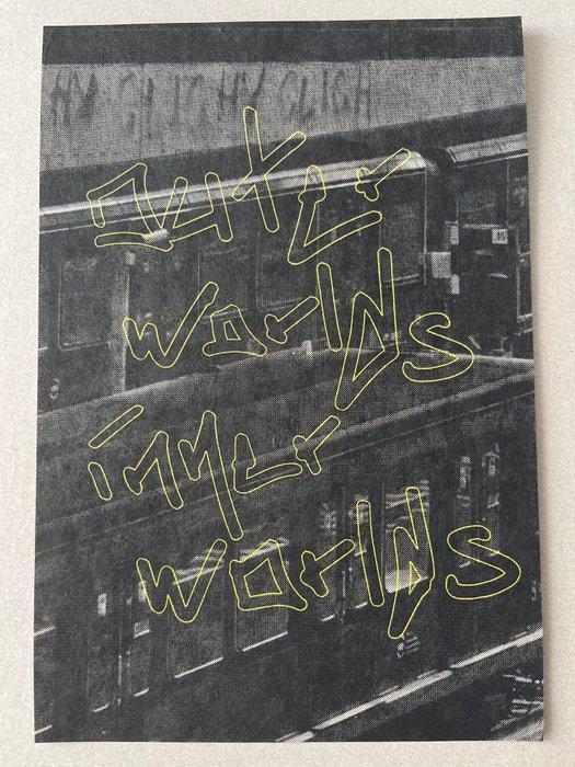 Paul Hutchinson (1987) - Outer Worlds Inner Worlds, Antiek en Kunst, Antiek | Overige Antiek