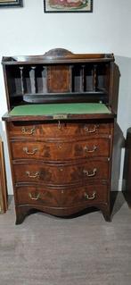 English carved walnut secretary chest - Secrétaire - Walnoot, Antiek en Kunst