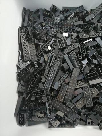 Lego - 1000 black LEGO bricks - 1980-1990 beschikbaar voor biedingen