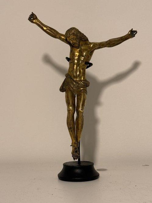 sculptuur, Corpus Christi - 13 cm - Verguld brons, Antiek en Kunst, Antiek | Overige Antiek