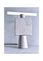 neo - Rodrigo Vairinhos - Tafellamp - Halo vierkant beton -
