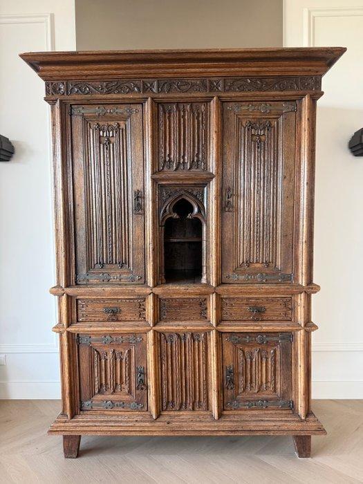 Kast - Eik - Gothic Revival, Antiquités & Art, Antiquités | Autres Antiquités