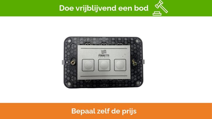 Bieden: Ferretti Vimar Marine Grade 3-Button Eikon Light Sw, Watersport en Boten, Bootonderdelen, Ophalen of Verzenden