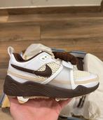 Nike - Nike Zoom Field Jaxx light chocolate - Sneakers -, Kleding | Heren, Schoenen, Nieuw