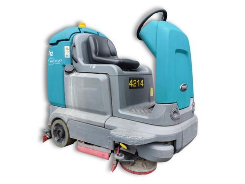 Tennant T12, Zakelijke goederen, Machines en Bouw | Onderhoud en Reiniging, Ophalen of Verzenden