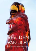 Beelden van licht 9789025908775 Marinus van den Berg, Boeken, Verzenden, Zo goed als nieuw, Marinus van den Berg