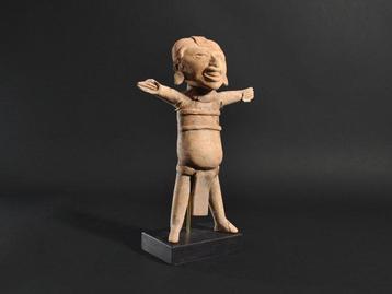 Préhispamique Figurine souriante en céramique de Veracruz.