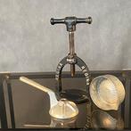 Regina - Presse-agrumes - Fer, Aluminium, Pressage dagrumes